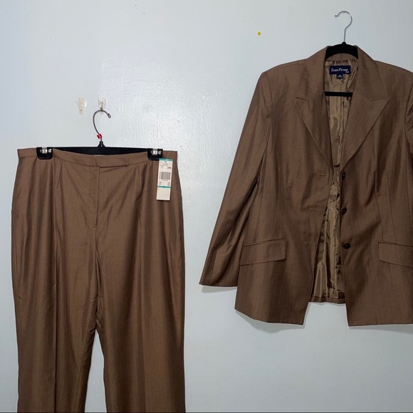 Evan-Picone Women's Blazer & Pant 2 Piece Set - Picture 7 of 11